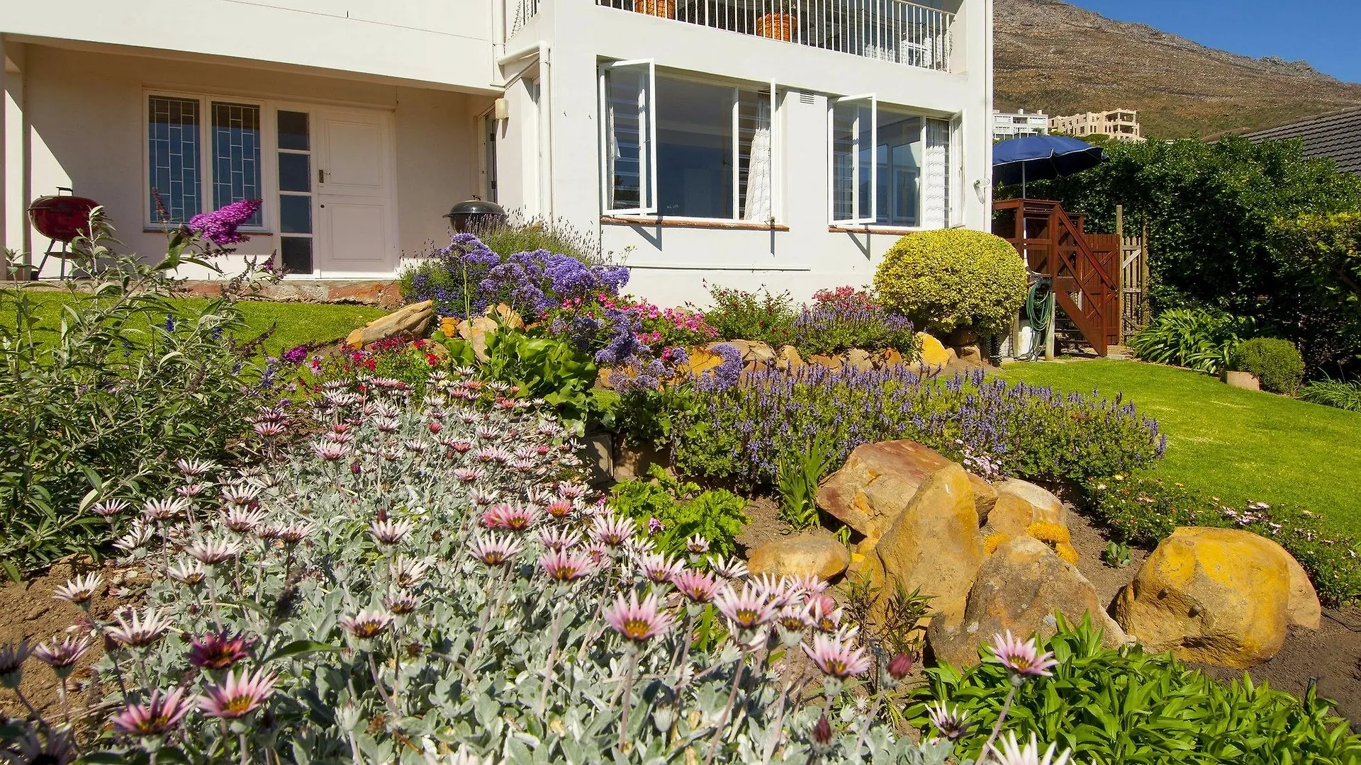 Restio Garden Studio Apartment Simon's Town 0*,